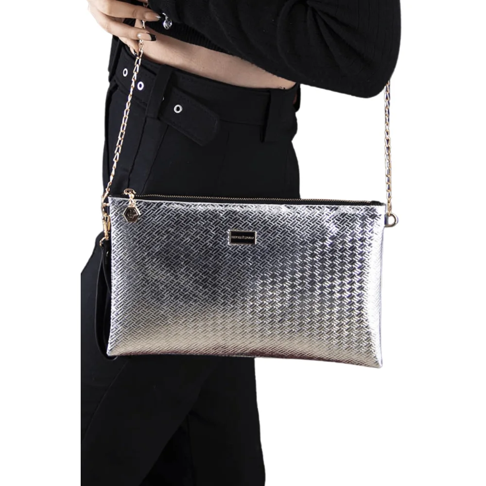 Silver Polo Ασημί ανάγλυφο Clutch τσάντα μονής θήκης Silver Polo Ασημί ανάγλυφο Clutch τσάντα μονής θήκης