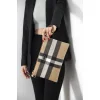 Silver Polo Μπεζ Clutch Τσάντα μονής θήκης με μοτίβο καρό Silver Polo Μπεζ Clutch Τσάντα μονής θήκης με μοτίβο καρό